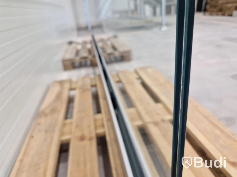 Glass railing, 6 metres with mounting hardware, NEW