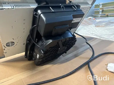 Induktionshäll Smeg med integrerad köksfläkt 83 cm Svart Universiell HOBD682D2