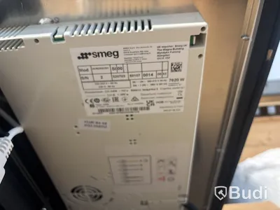 Induktionshäll Smeg med integrerad köksfläkt 83 cm Svart Universiell HOBD682D2