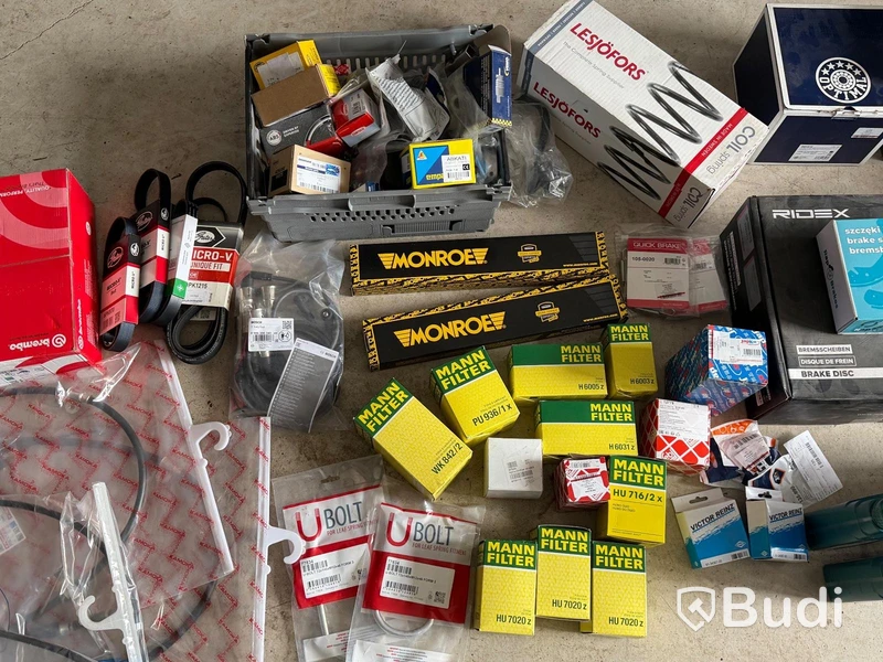 Lot of car spare parts, various makes