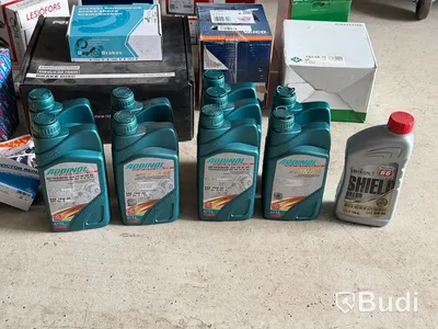 Lot of car spare parts, various makes