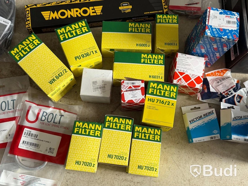 Lot of car spare parts, various makes