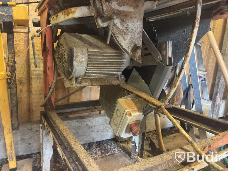 Wood splitter, log saw and table saw