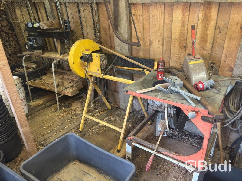 Wood splitter, log saw and table saw