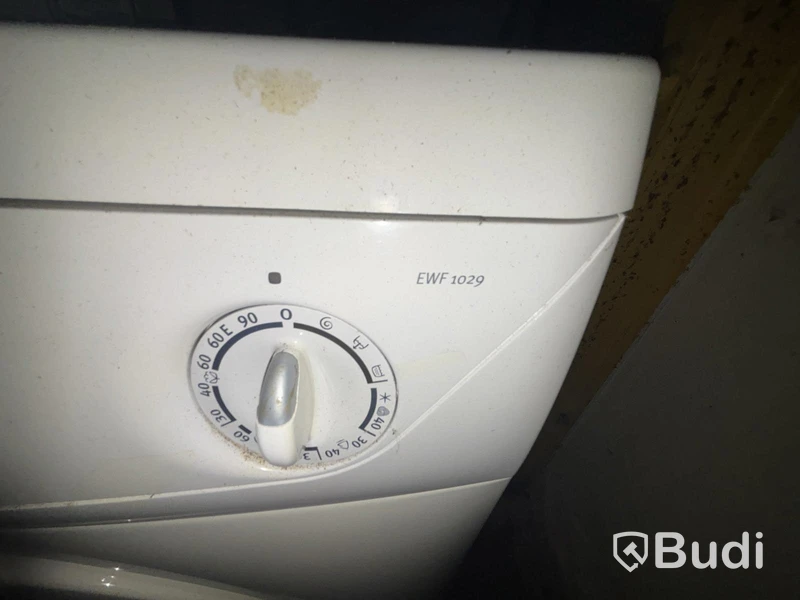 Tvättmaskin Electrolux EWF1029