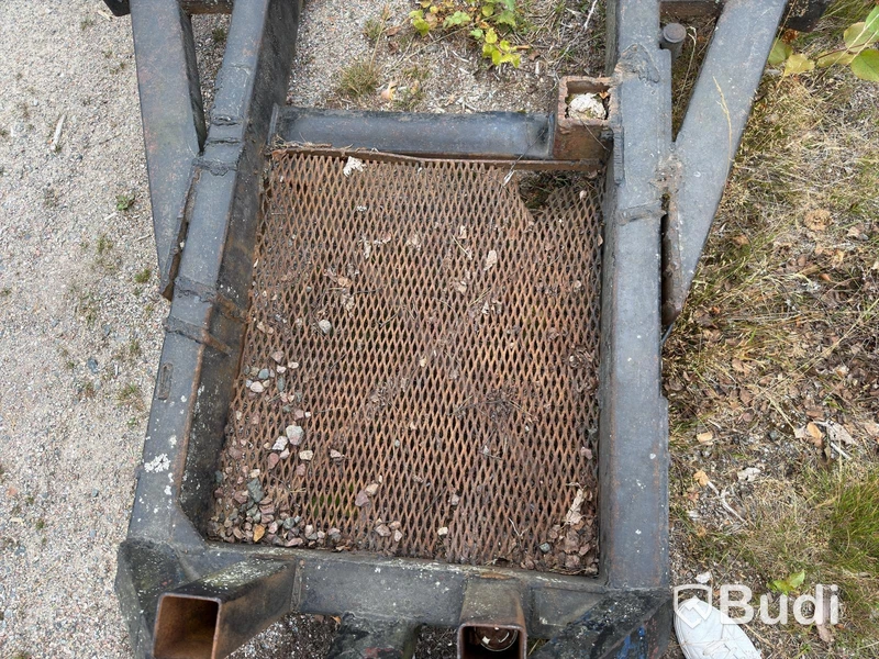 Maskintrailer – Boggie med ledad dragstång