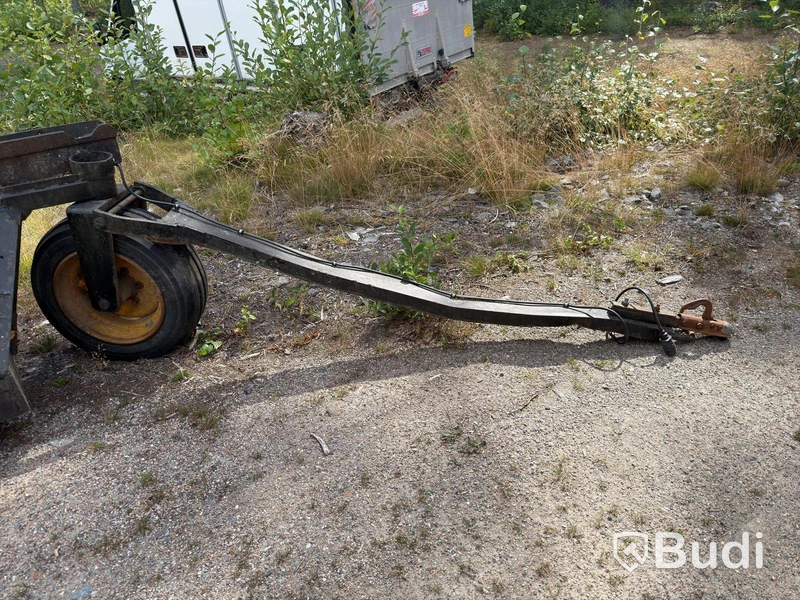 Maskintrailer – Boggie med ledad dragstång