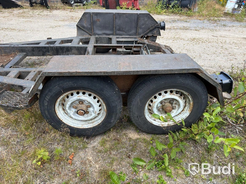 Maskintrailer – Boggie med ledad dragstång