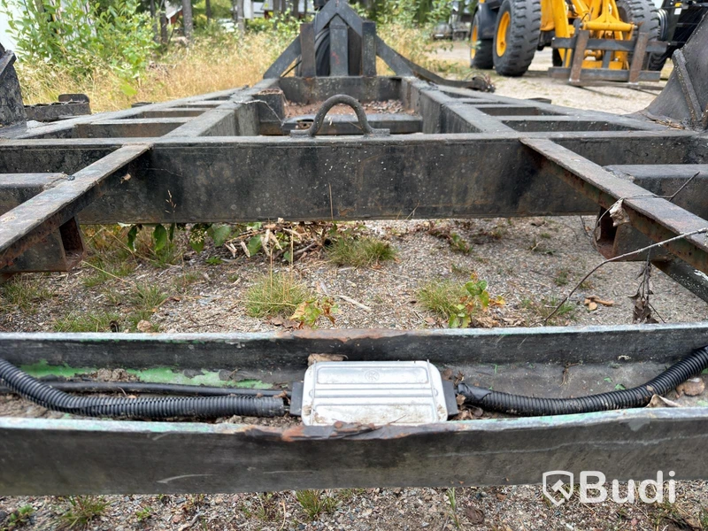 Maskintrailer – Boggie med ledad dragstång