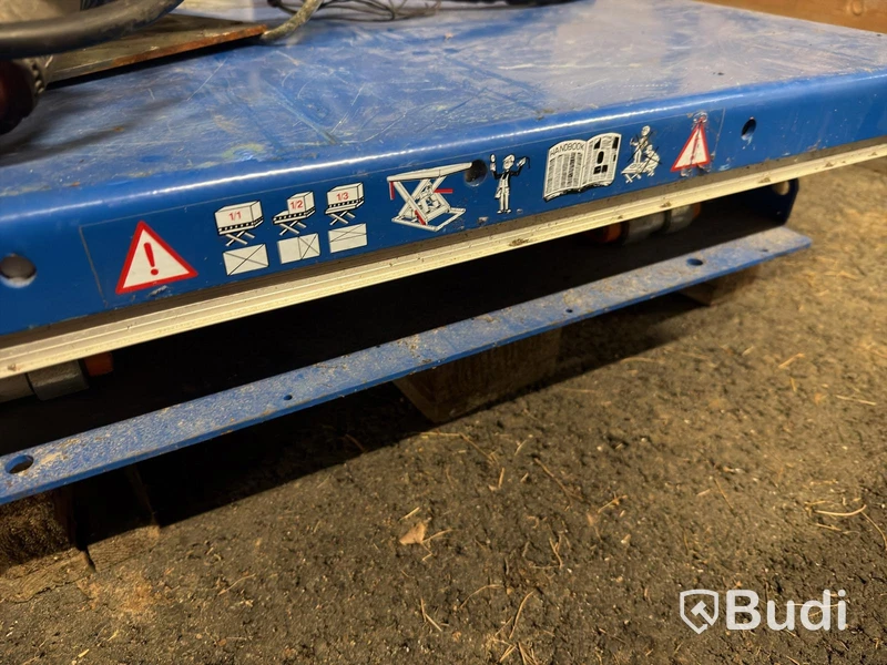 Lyftbord Edmolift – Ca 1350 x 1000 mm – 1,5 kW