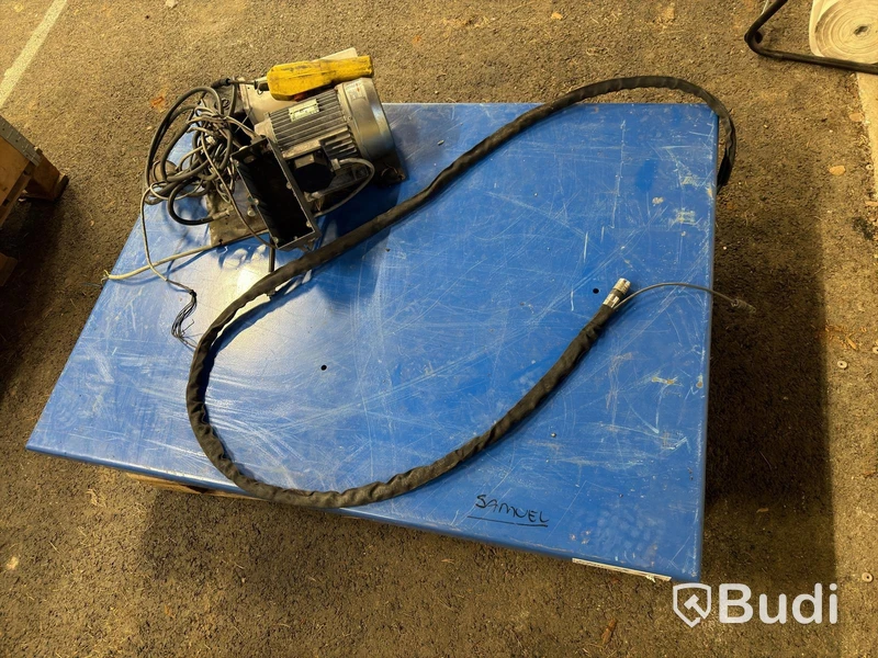 Lyftbord Edmolift – Ca 1350 x 1000 mm – 1,5 kW