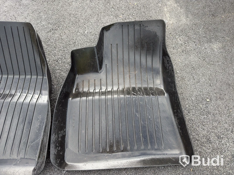 Tesla floor mats, WeatherTech, 5-piece set