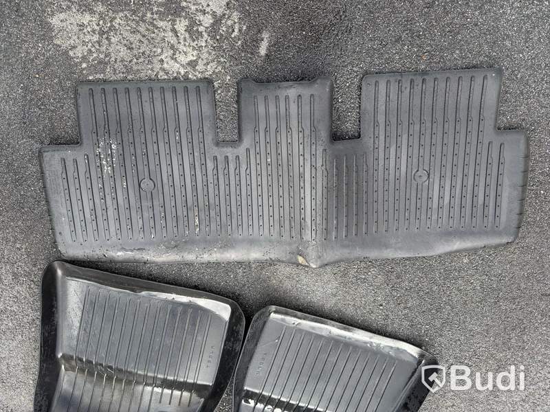 Tesla floor mats, WeatherTech, 5-piece set