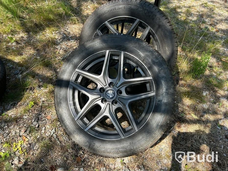 Hjul Volvo XC40, 18 tum, vinterdäck