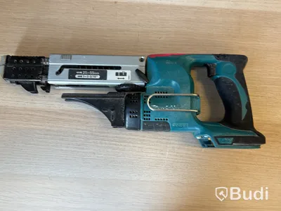 5 st batterimaskiner Makita