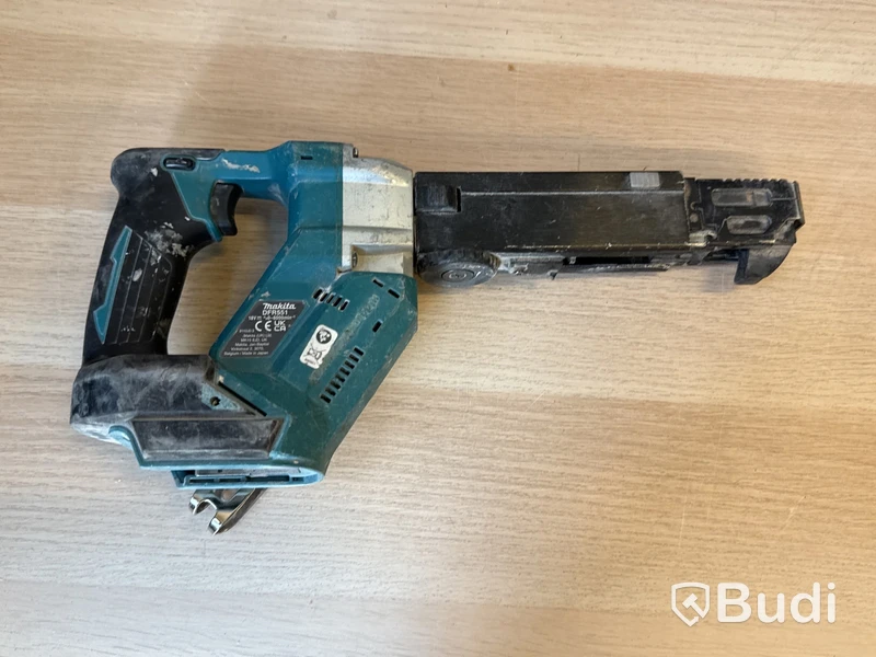 5 st batterimaskiner Makita