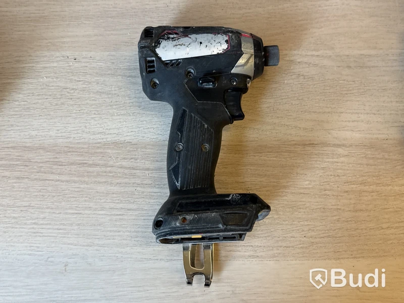 4 st batterimaskiner Makita