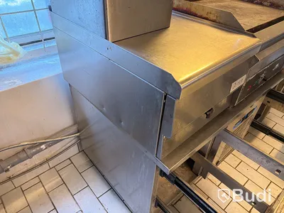 Stekbord, Kylbänk, fritös m.m.