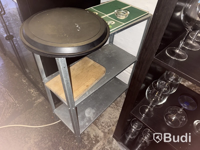 Kunddisk och bord m.m.