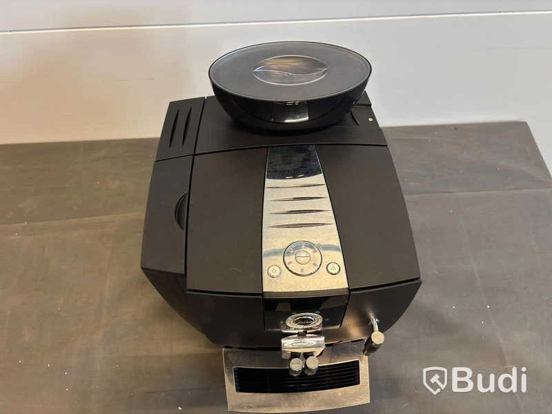 Kaffemaskin Jura XJ6 inklusive mjölkkyl