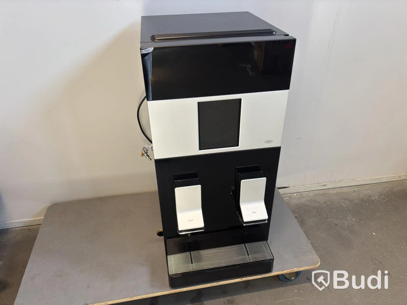 Kaffemaskin Coffee Queen CQuBe EVO 04