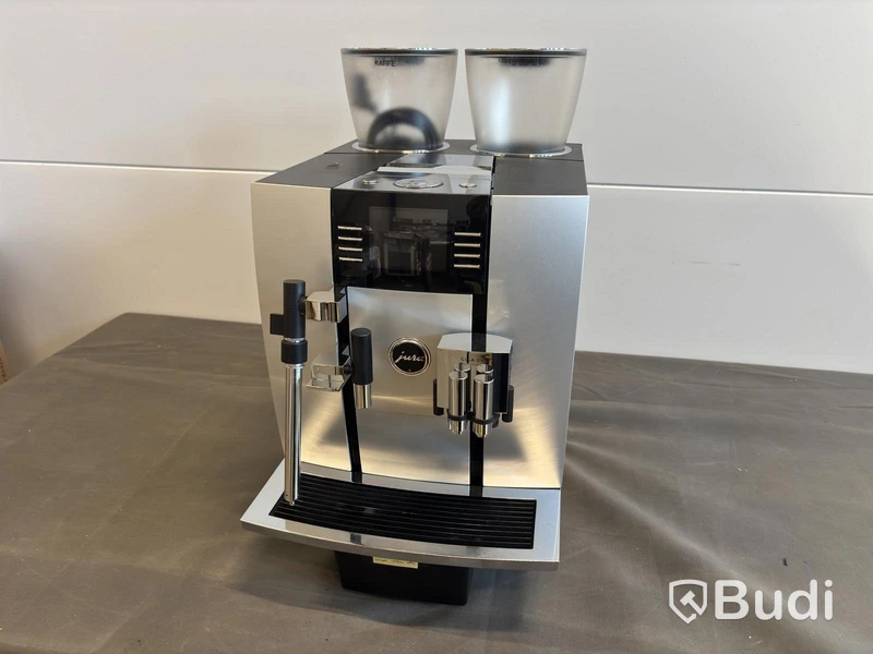 Kaffemaskin Jura GIGA X9 inklusive mjölkkyl