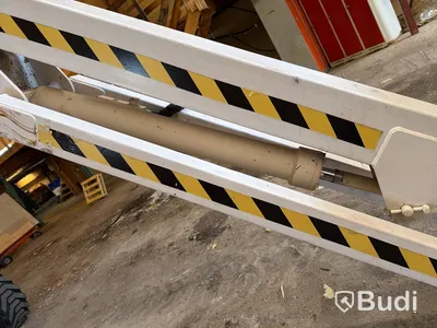 Bomlift JLG 460SJ 2003 | 4 144 h | Ny servad