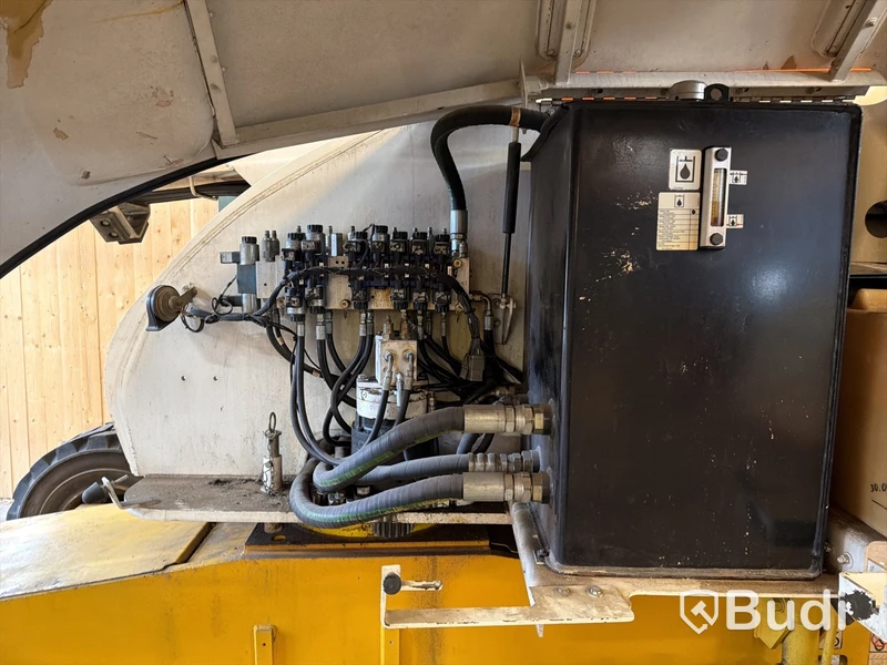 Bomlift JLG 460SJ 2003 | 4 144 h | Ny servad