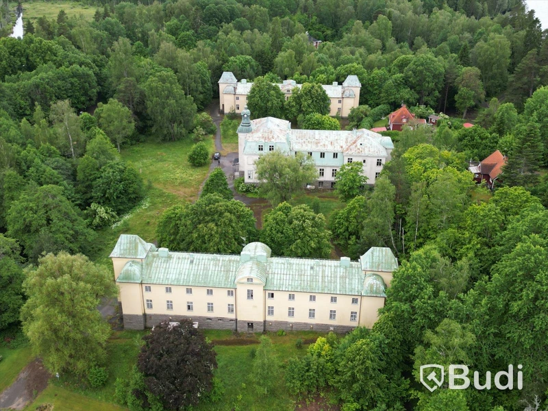 Fastighet Motala Bona 2:73 (The Castle Complex 2:73)