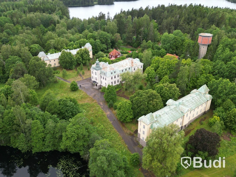 Fastighet Motala Bona 2:73 (The Castle Complex 2:73)