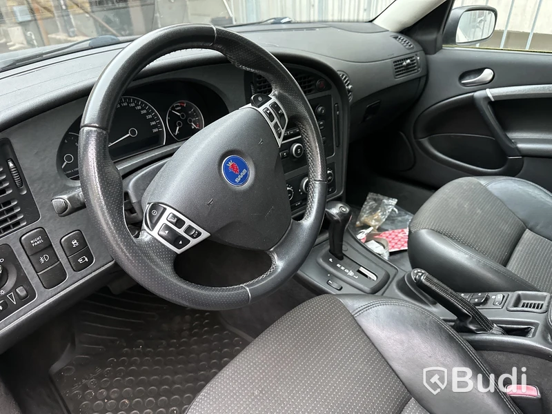 SAAB 9-5 VECTOR SPORTCOM -2006 | BENSIN