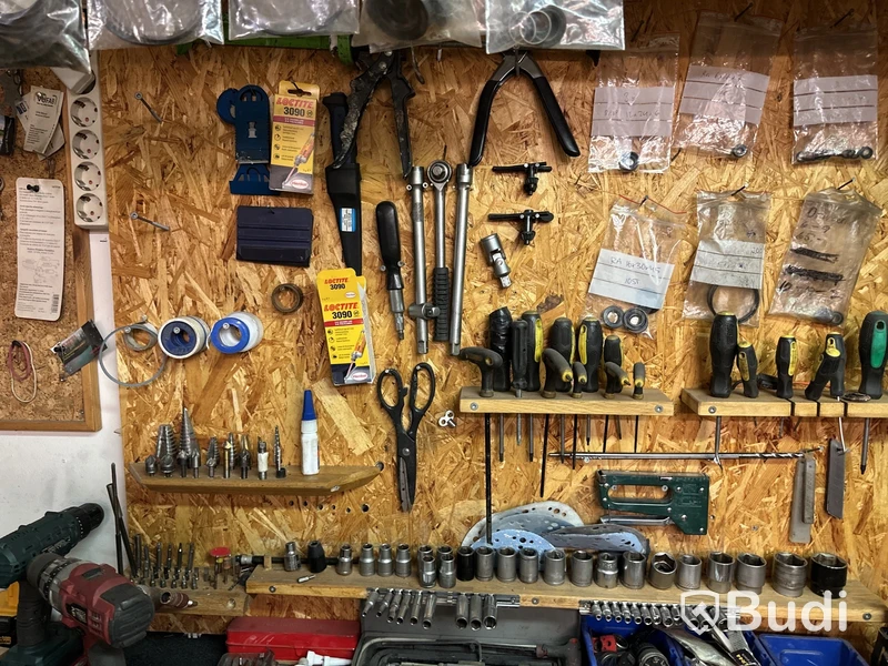 HandVerktyg och maskiner reparation och snickeri