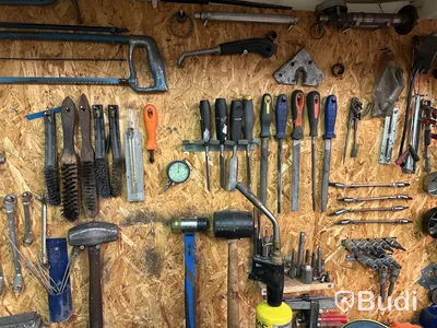 HandVerktyg och maskiner reparation och snickeri