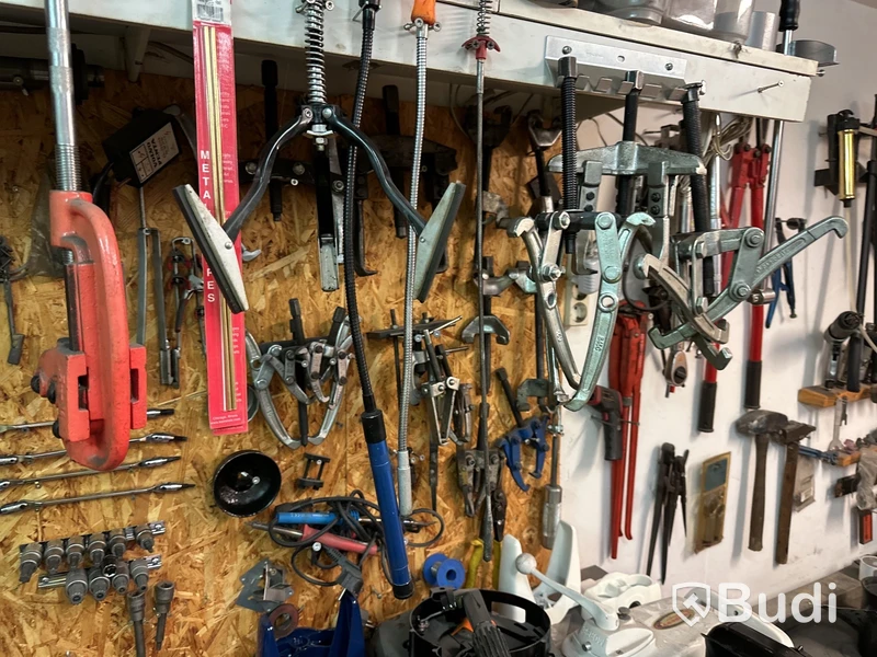 HandVerktyg och maskiner reparation och snickeri