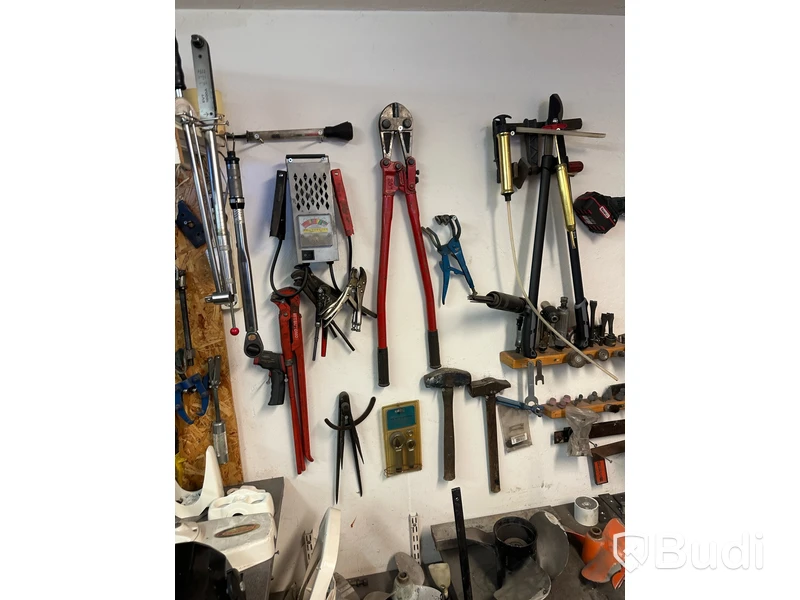 HandVerktyg och maskiner reparation och snickeri
