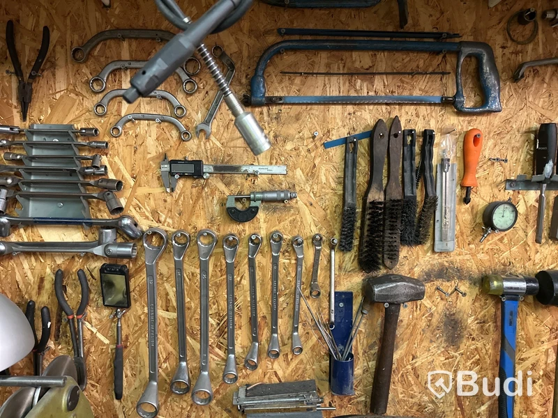HandVerktyg och maskiner reparation och snickeri