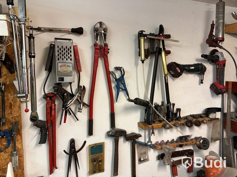 HandVerktyg och maskiner reparation och snickeri