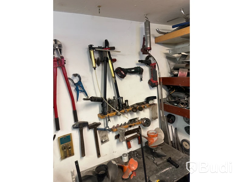 HandVerktyg och maskiner reparation och snickeri
