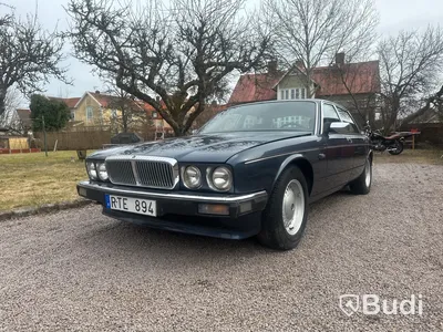 DAIMLER / JAGUAR XJ40 -1989