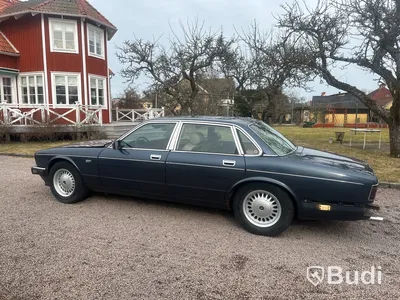DAIMLER / JAGUAR XJ40 -1989