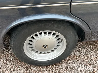 DAIMLER / JAGUAR XJ40 -1989