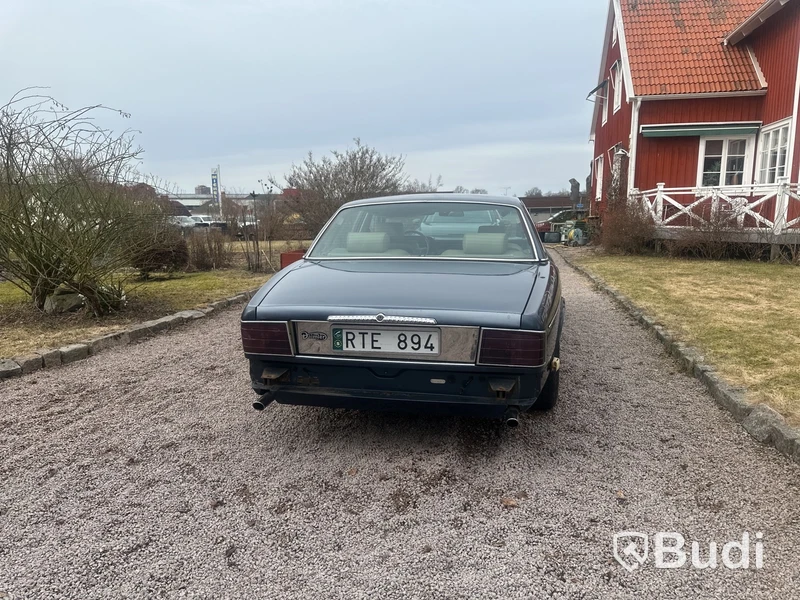 DAIMLER / JAGUAR XJ40 -1989