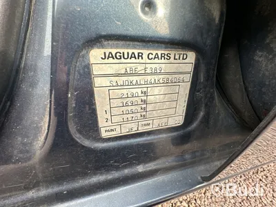 DAIMLER / JAGUAR XJ40 -1989