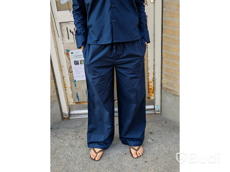 Parti med kalasbyxor/pyjamasbyxor BoomButik, olika storlekar