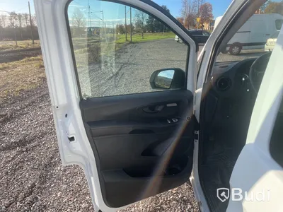 Skåpbil Mercedes Benz Vito -2015, vit, mixto, nya dubbdäck