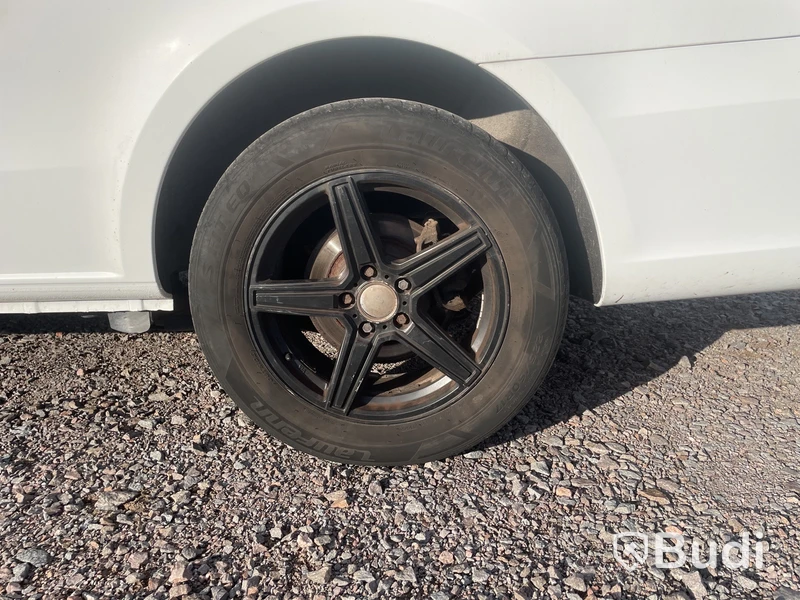 Skåpbil Mercedes Benz Vito -2015, vit, mixto, nya dubbdäck