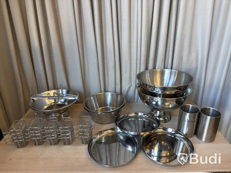 Passerkvarn, bunkar, brickor, kylare m.m i rostfritt