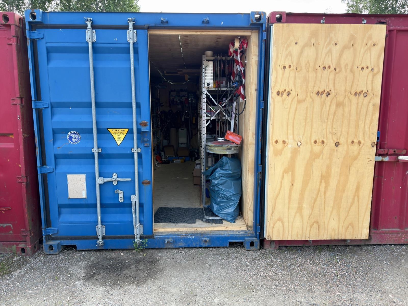 20-foot insulated container with contents