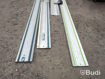 Makita plunge saw with guide rails