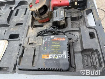 MAX RB398 rebar tying tool, with charger and battery